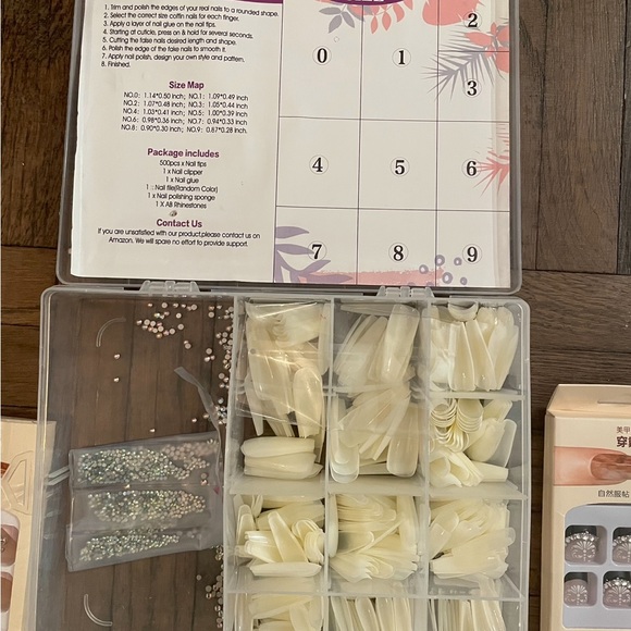 Bundle of false nails - Picture 10 of 10